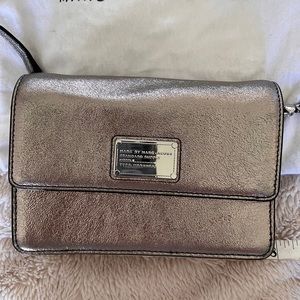 MARC JACOBS CROSSBODY PURSE